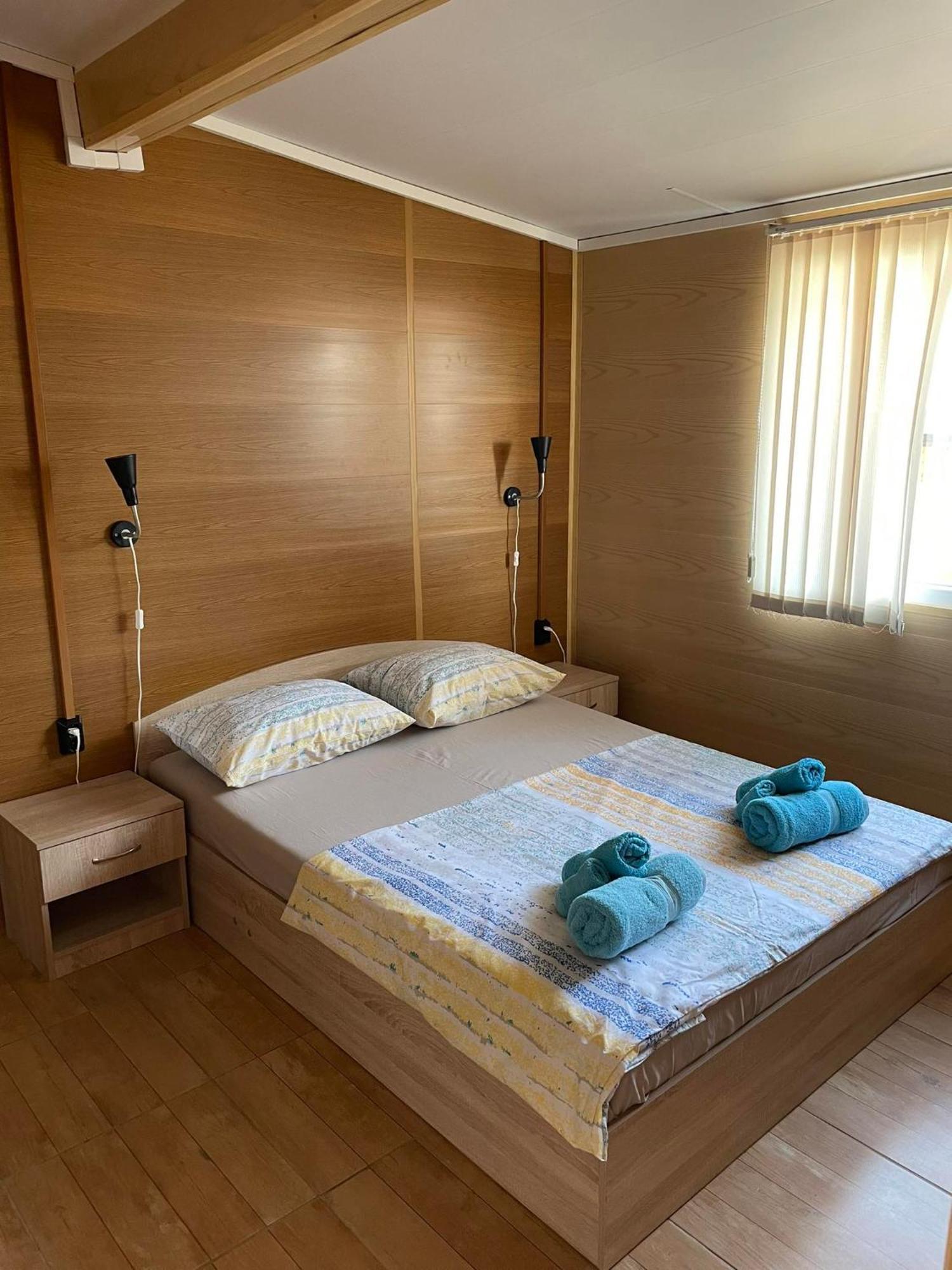 Family Hotel Globus Golden Sands Ngoại thất bức ảnh