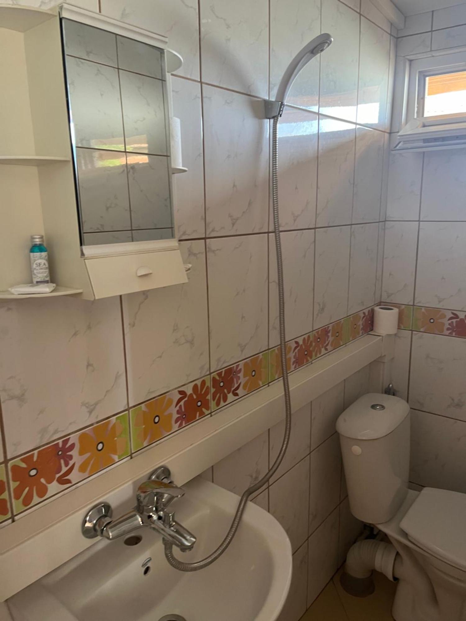 Family Hotel Globus Golden Sands Ngoại thất bức ảnh